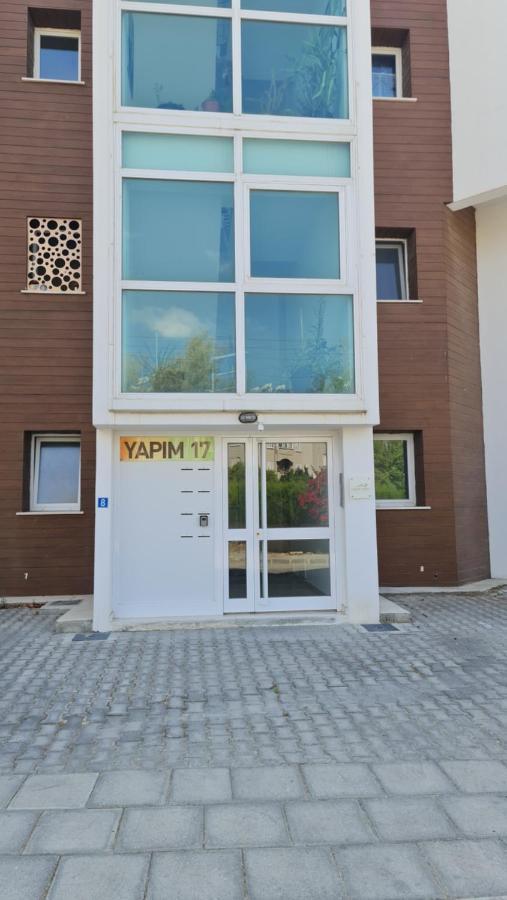 Oytam Apt Nicósia Exterior foto